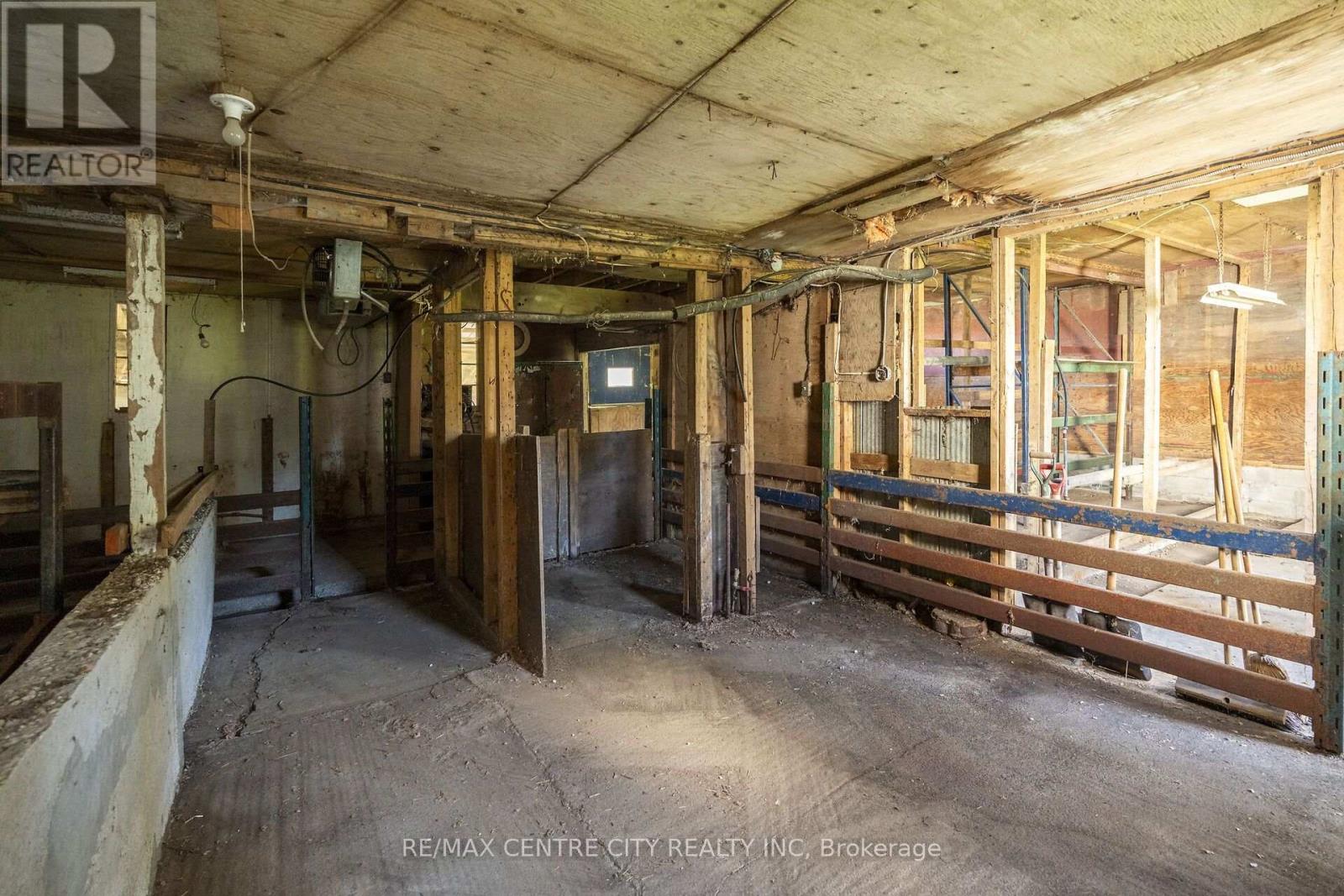 20952 Rebecca Road Property Photo 40