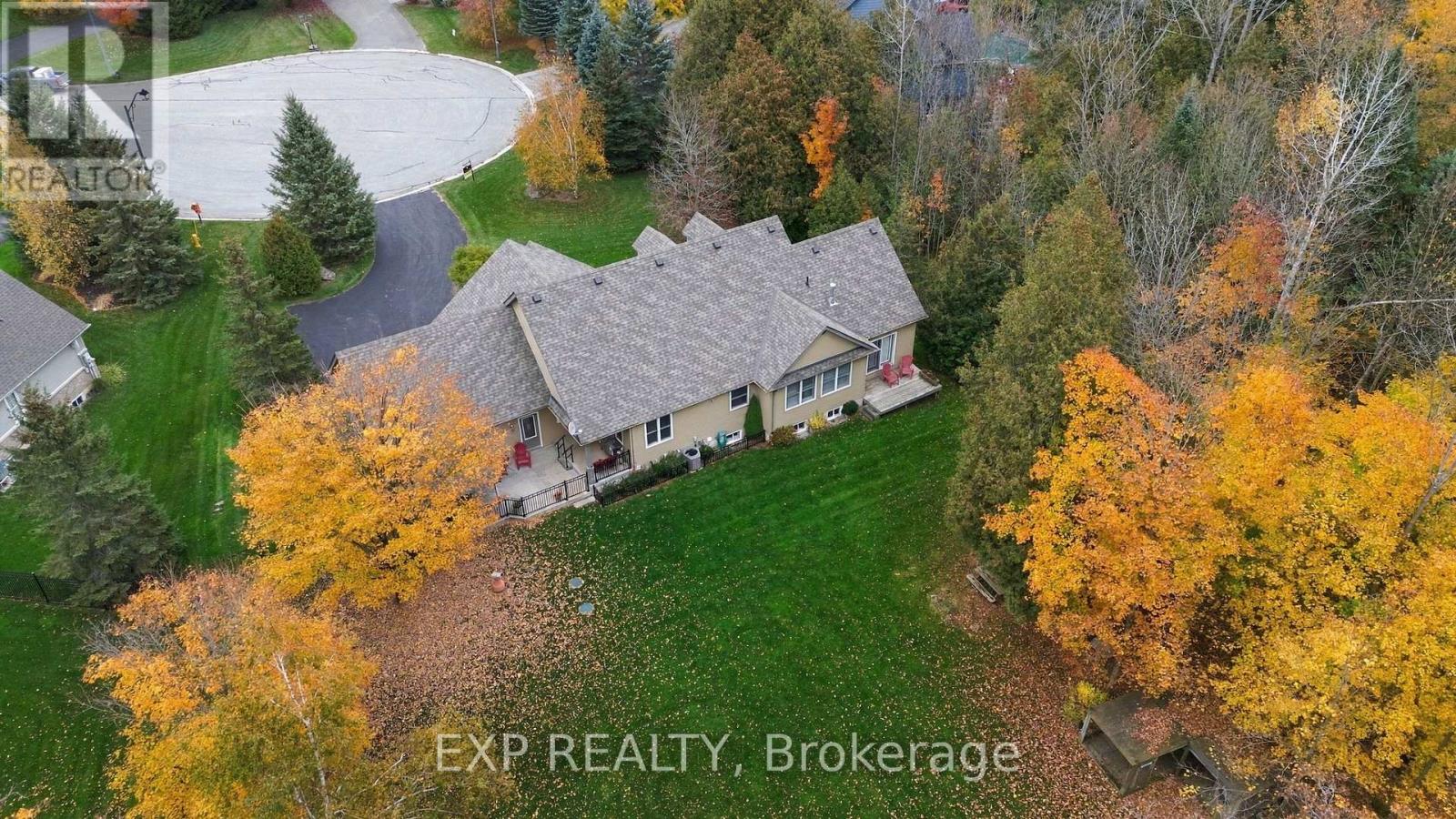 49 Blue Heron Drive Property Photo 4