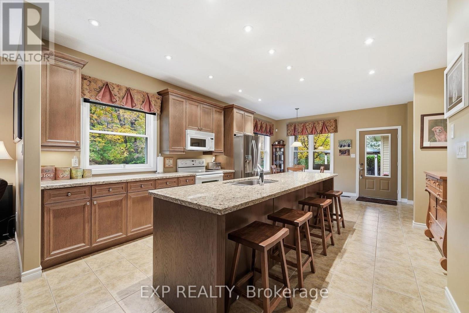 49 Blue Heron Drive Property Photo 11