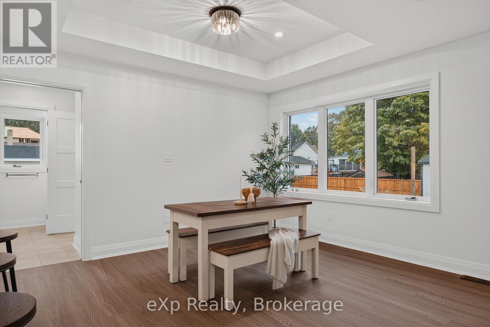 167 Margaret Street S Property Photo 15