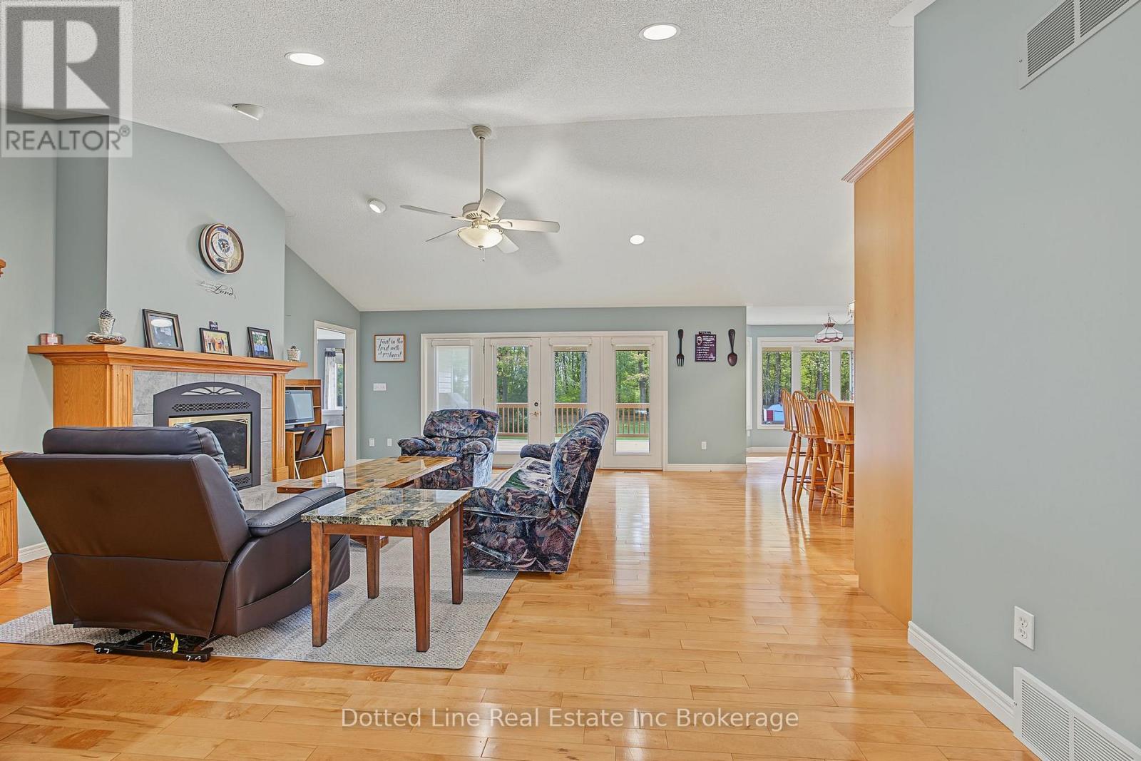 1324 Mall Road Property Photo 13