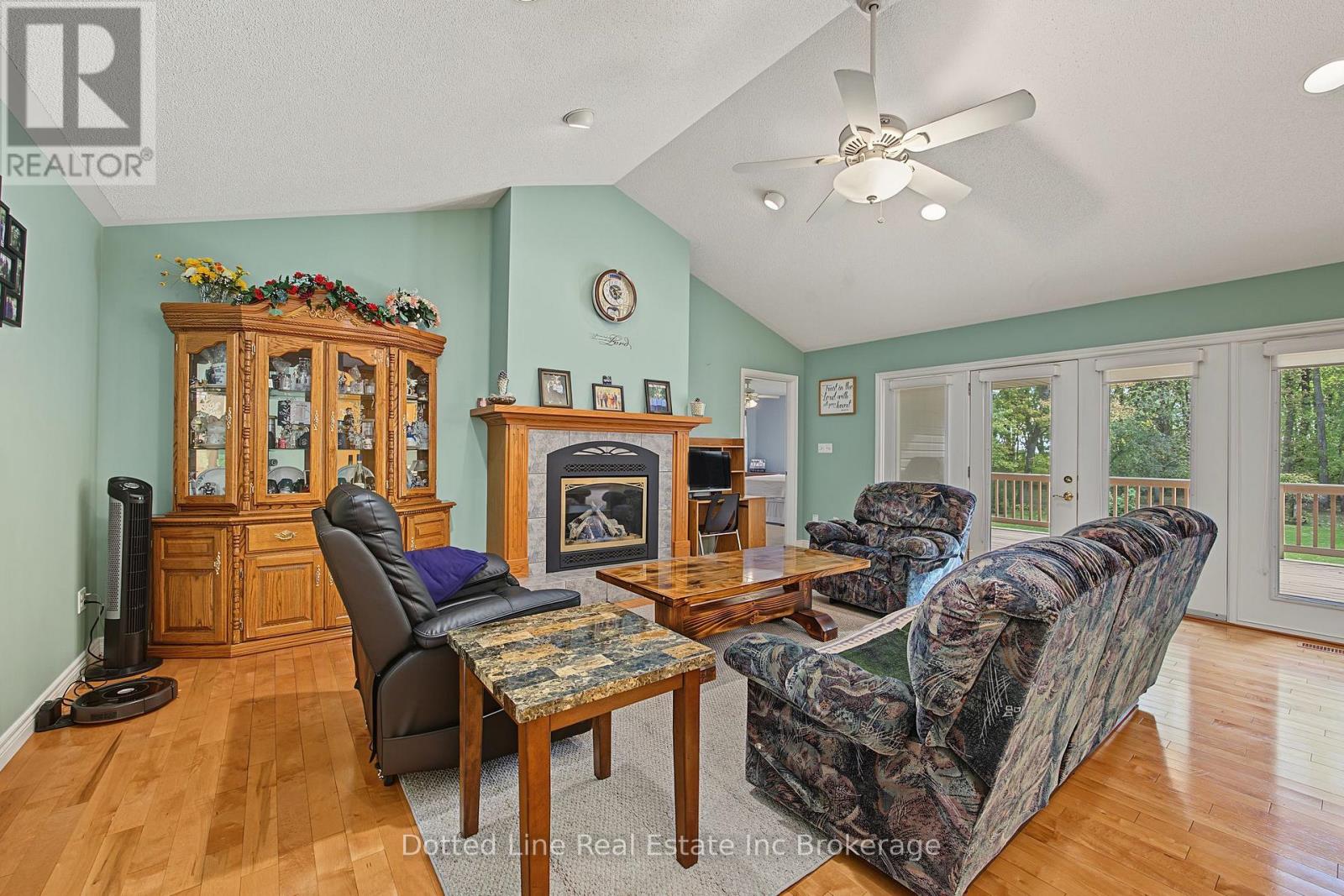 1324 Mall Road Property Photo 14
