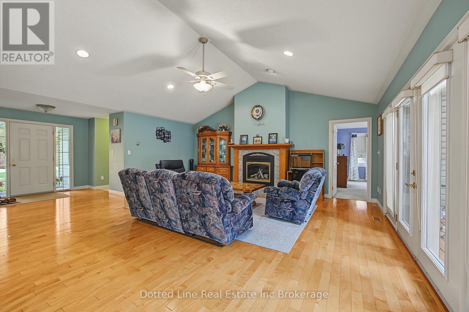 1324 Mall Road Property Photo 15