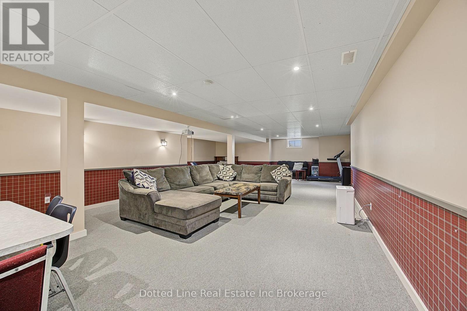 1324 Mall Road Property Photo 35
