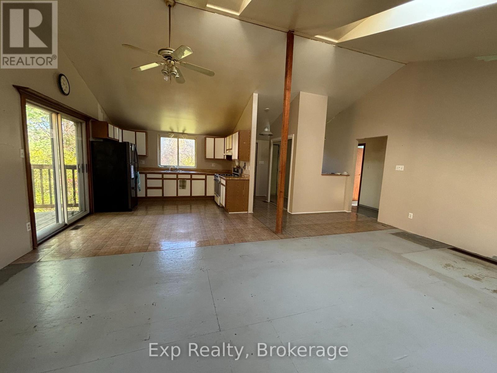 794 Pinegrove Road Property Photo 9