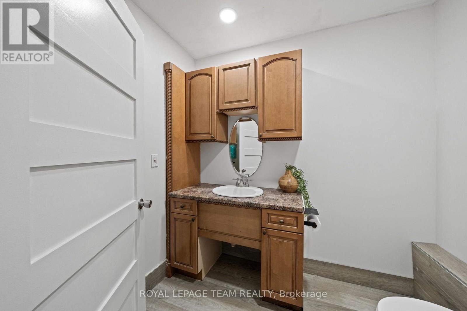 5630 Skakum Road Property Photo 24