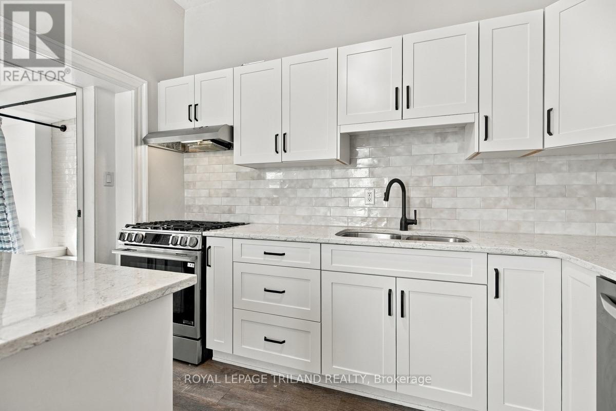 149 William Street Property Photo 14