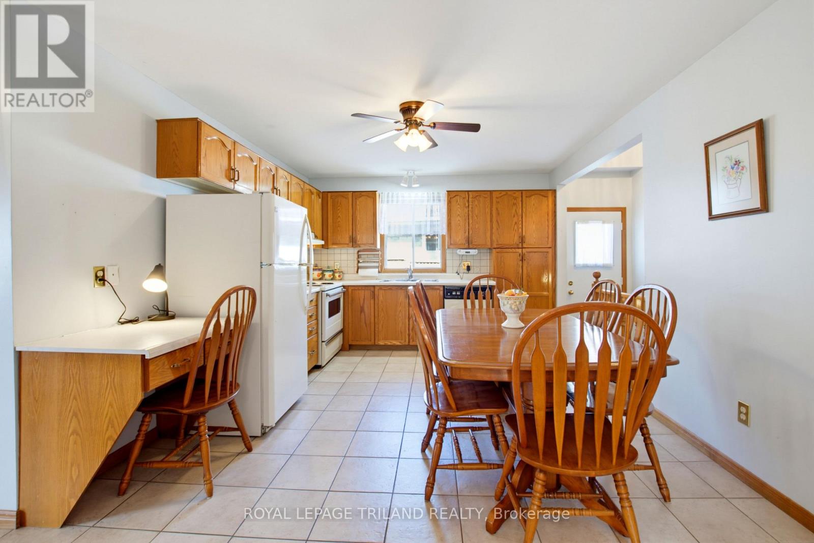 1749 Jalna Boulevard Property Photo 14