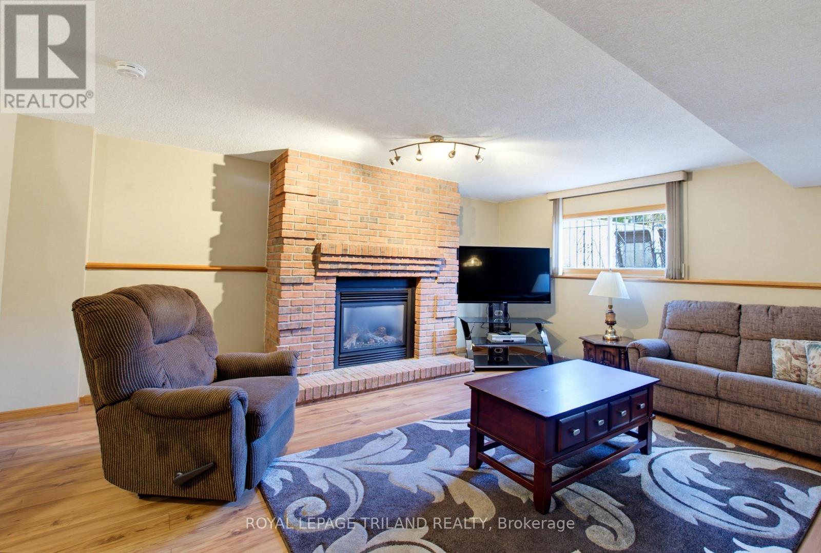 1749 Jalna Boulevard Property Photo 19