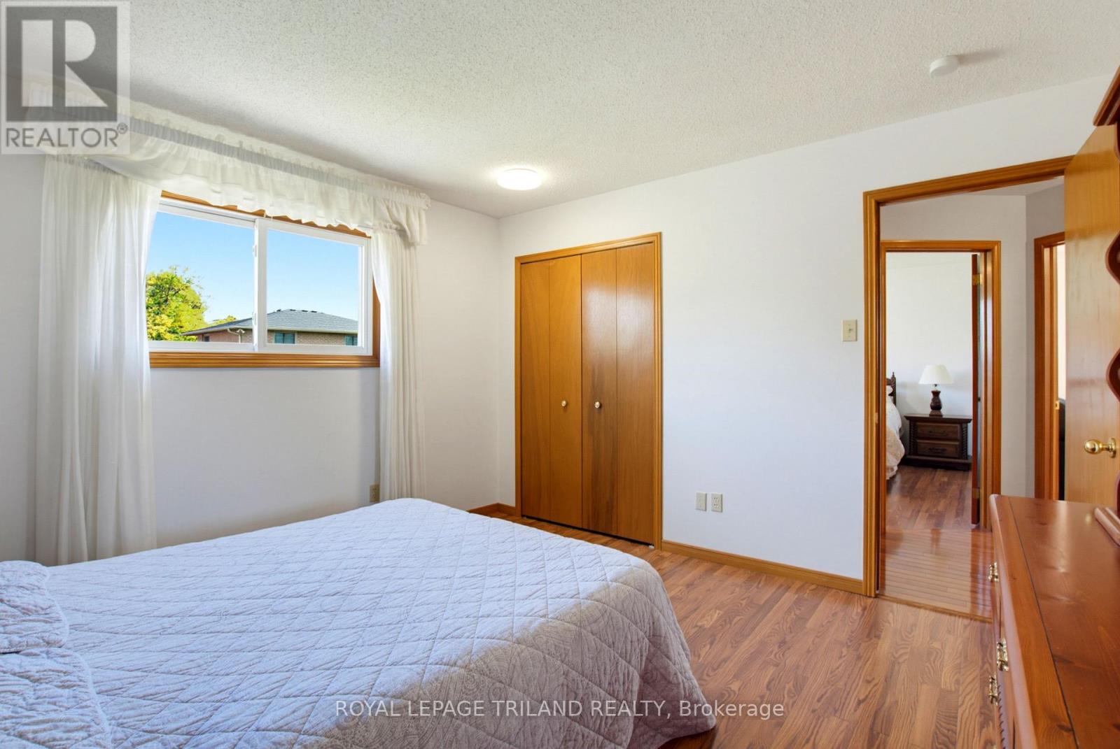1749 Jalna Boulevard Property Photo 27