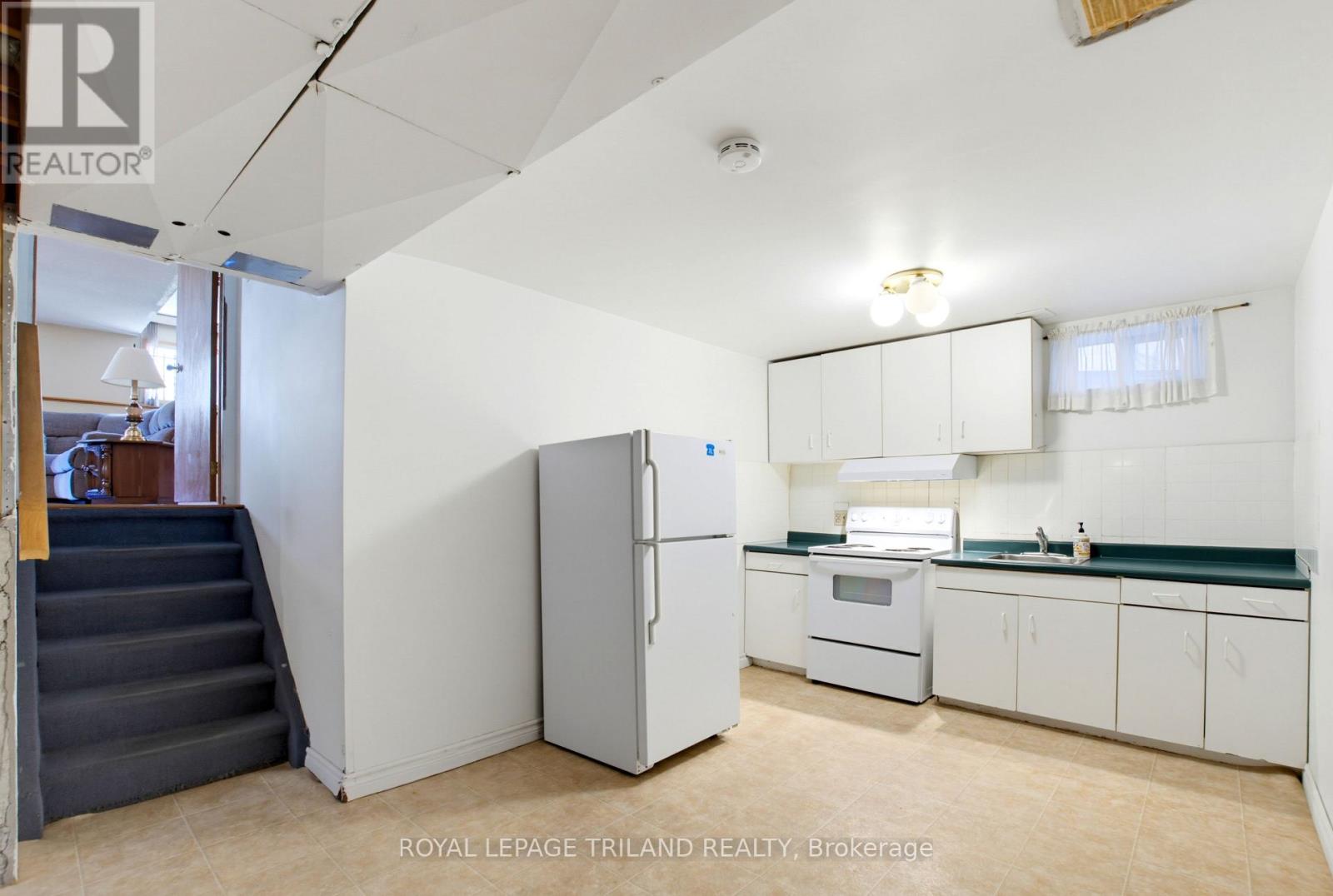 1749 Jalna Boulevard Property Photo 38