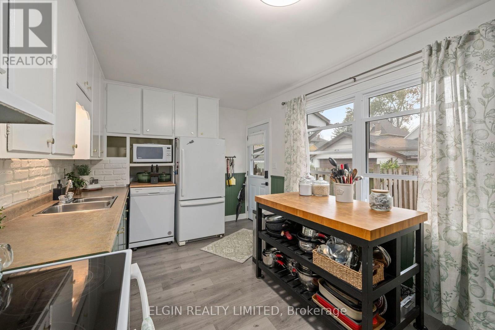 48 Elizabeth Street Property Photo 12