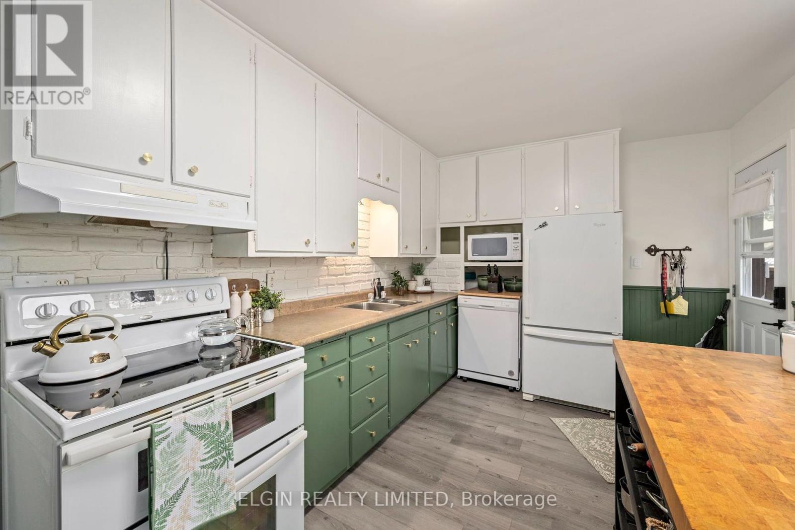 48 Elizabeth Street Property Photo 14