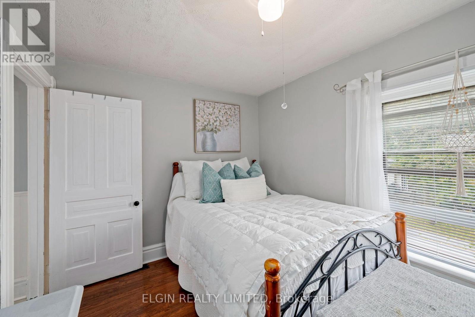 48 Elizabeth Street Property Photo 22