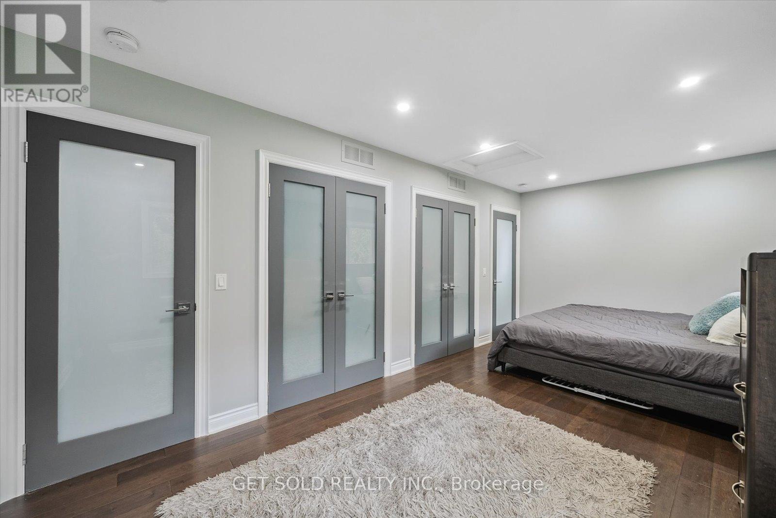 11 Fieldway Court Property Photo 24