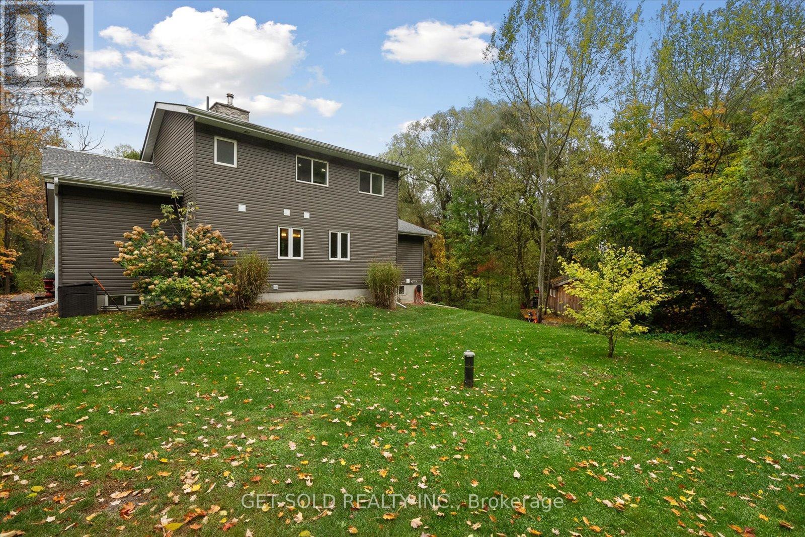 11 Fieldway Court Property Photo 26