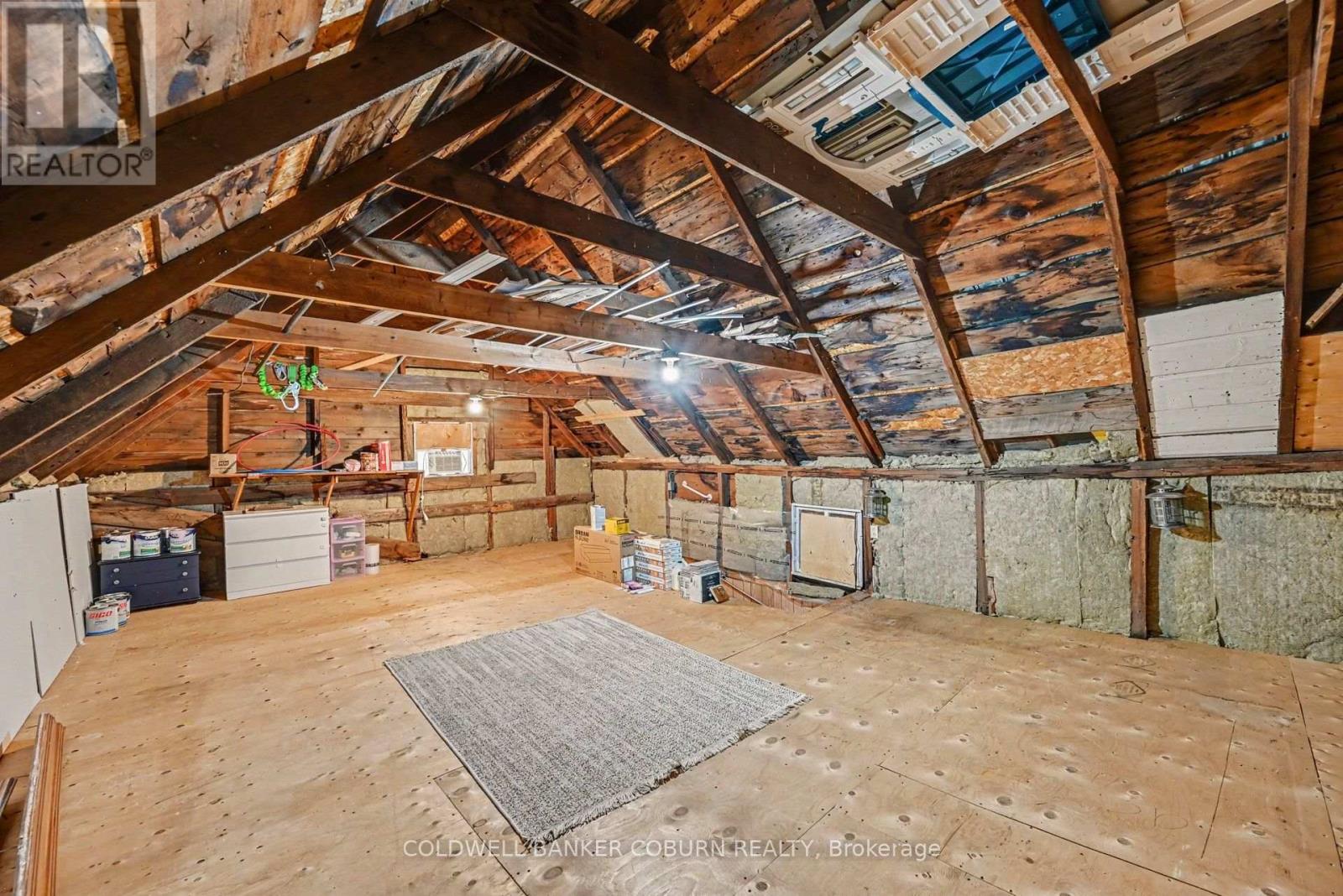 69 Main Street S Property Photo 40