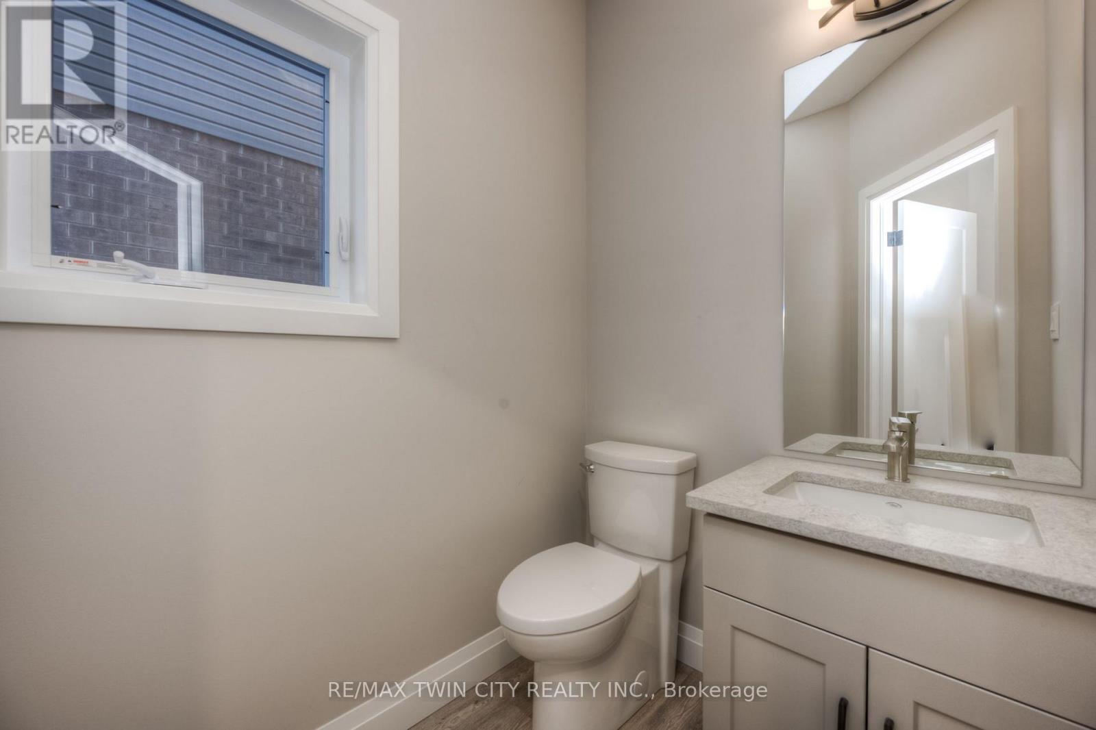 67 Weymouth Street Property Photo 11