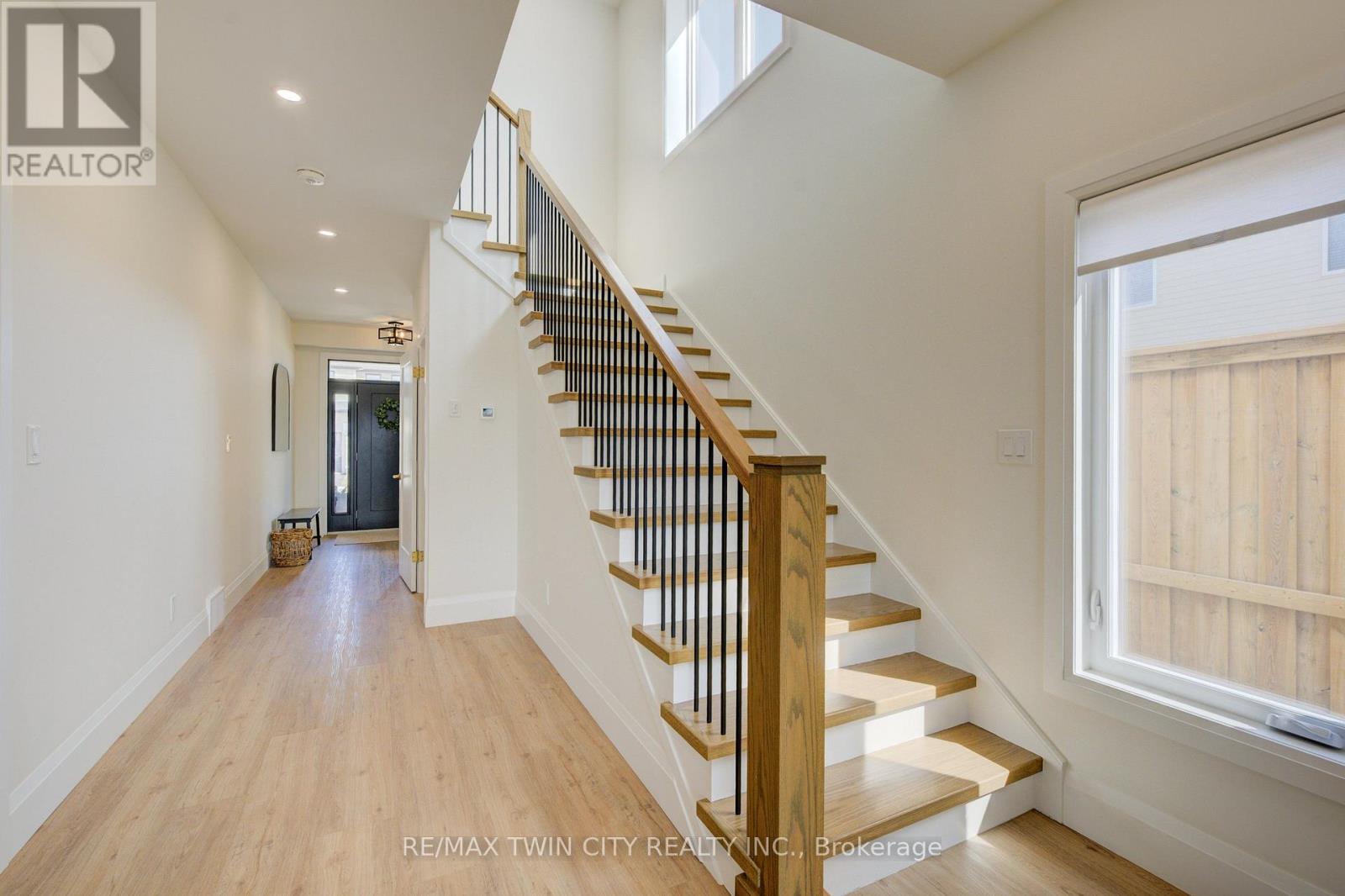 67 Weymouth Street Property Photo 12