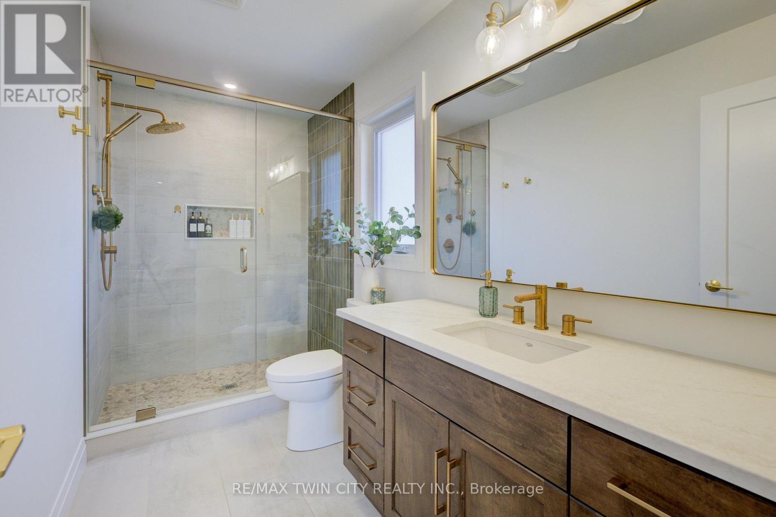 67 Weymouth Street Property Photo 18