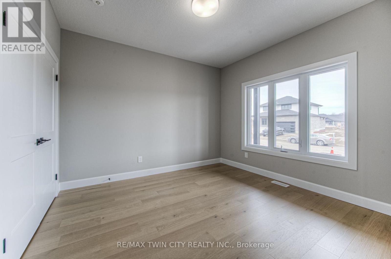 59 Weymouth Street Property Photo 12