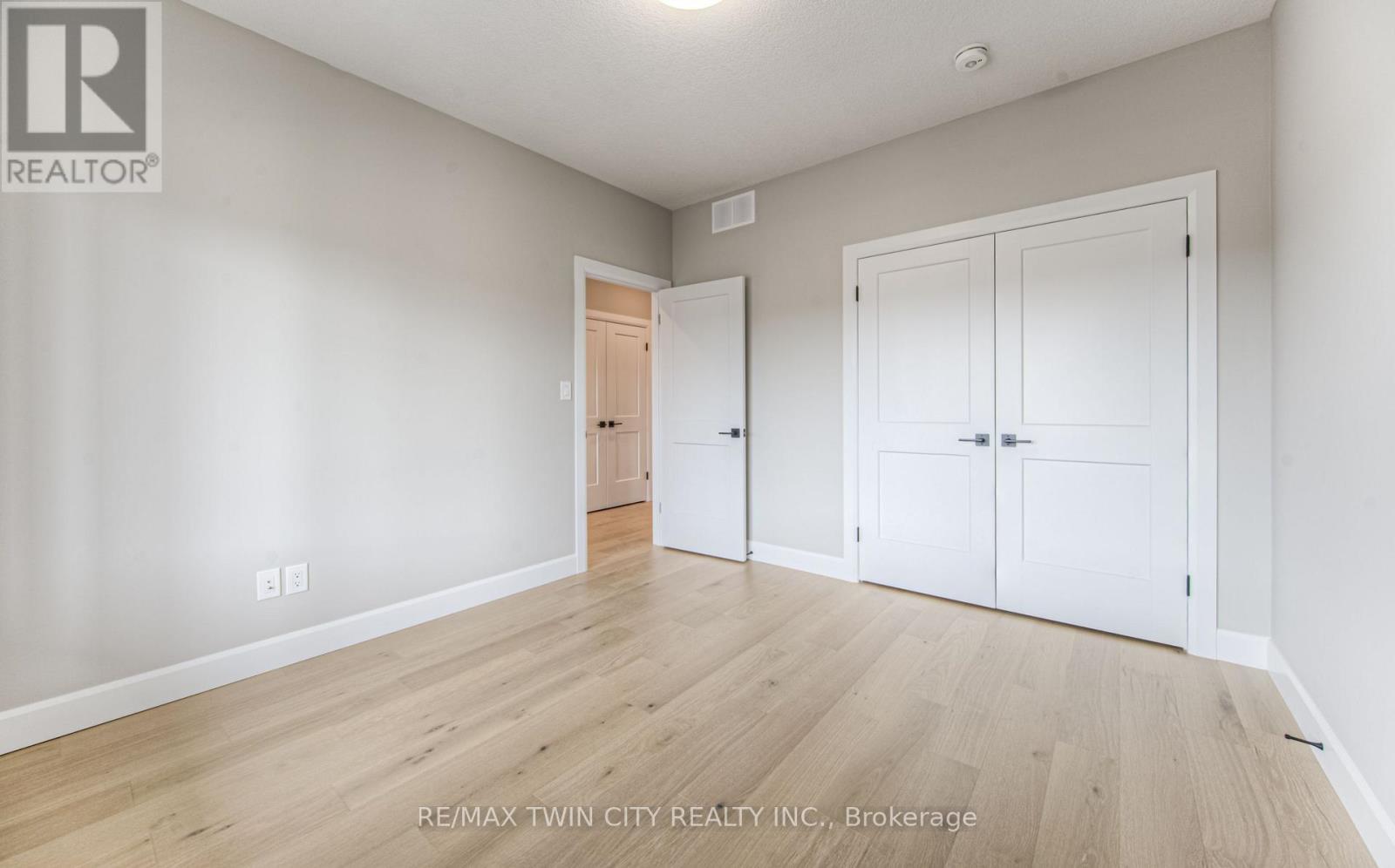 59 Weymouth Street Property Photo 13