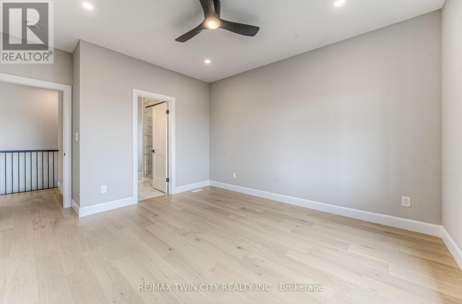 59 Weymouth Street Property Photo 15