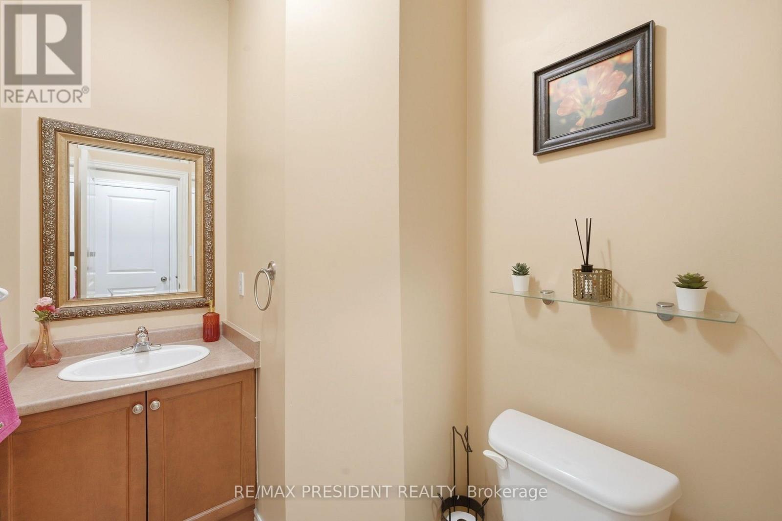 23 - 45 Seabreeze Crescent Property Photo 13