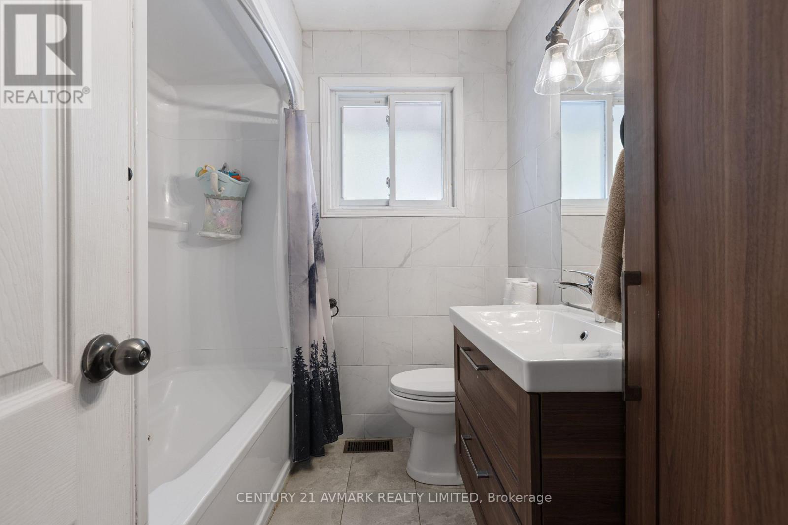 451 Argyle Road Property Photo 22