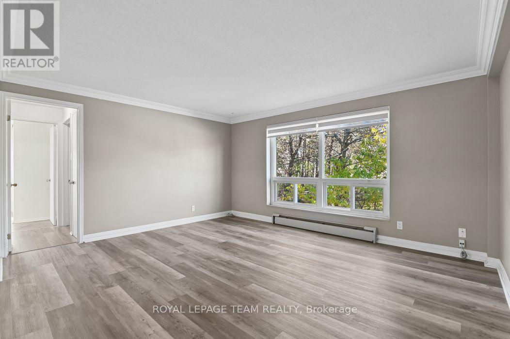 10 - 49 Sumac Street Property Photo 6