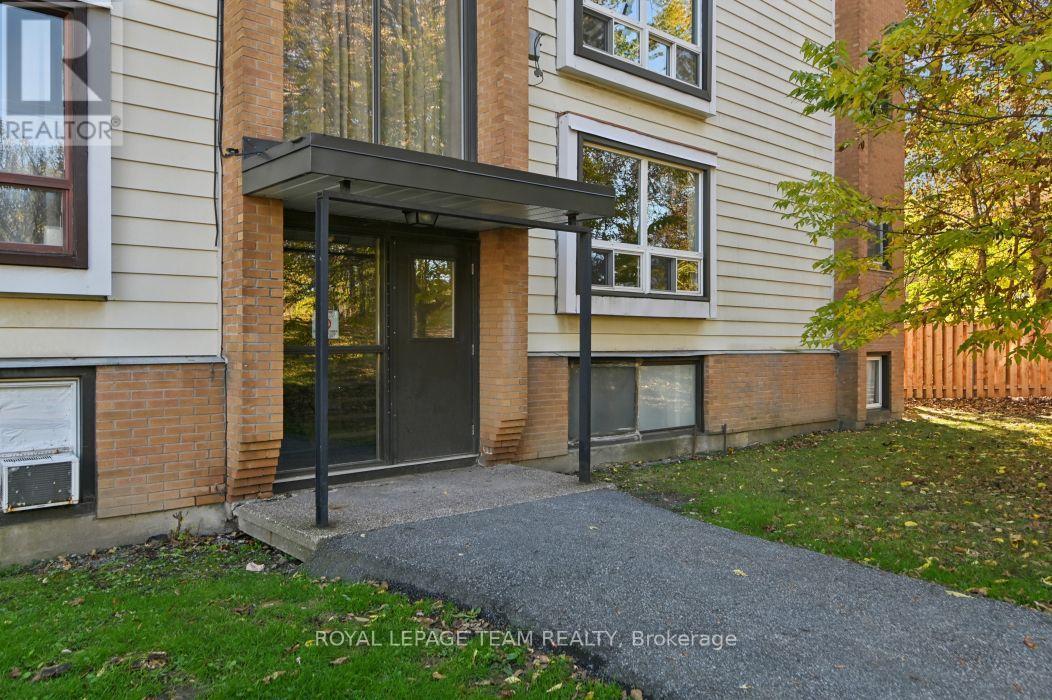 10 - 49 Sumac Street Property Photo 30