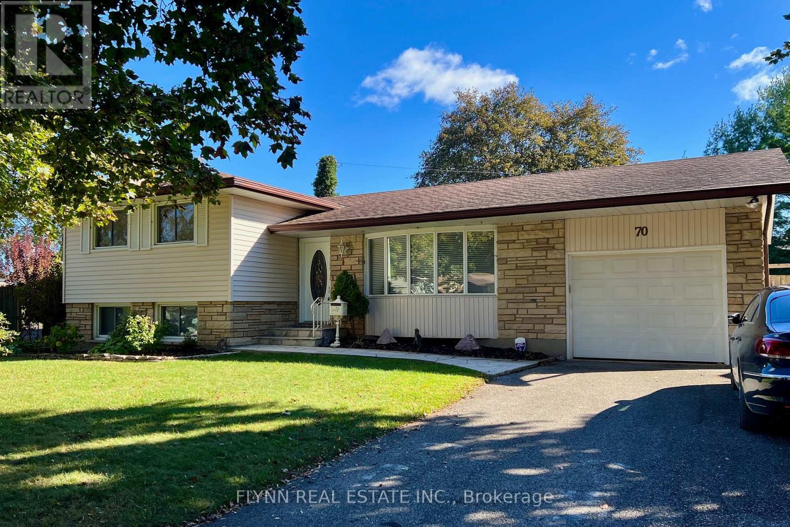 70 Richelieu Drive Property Photo 1