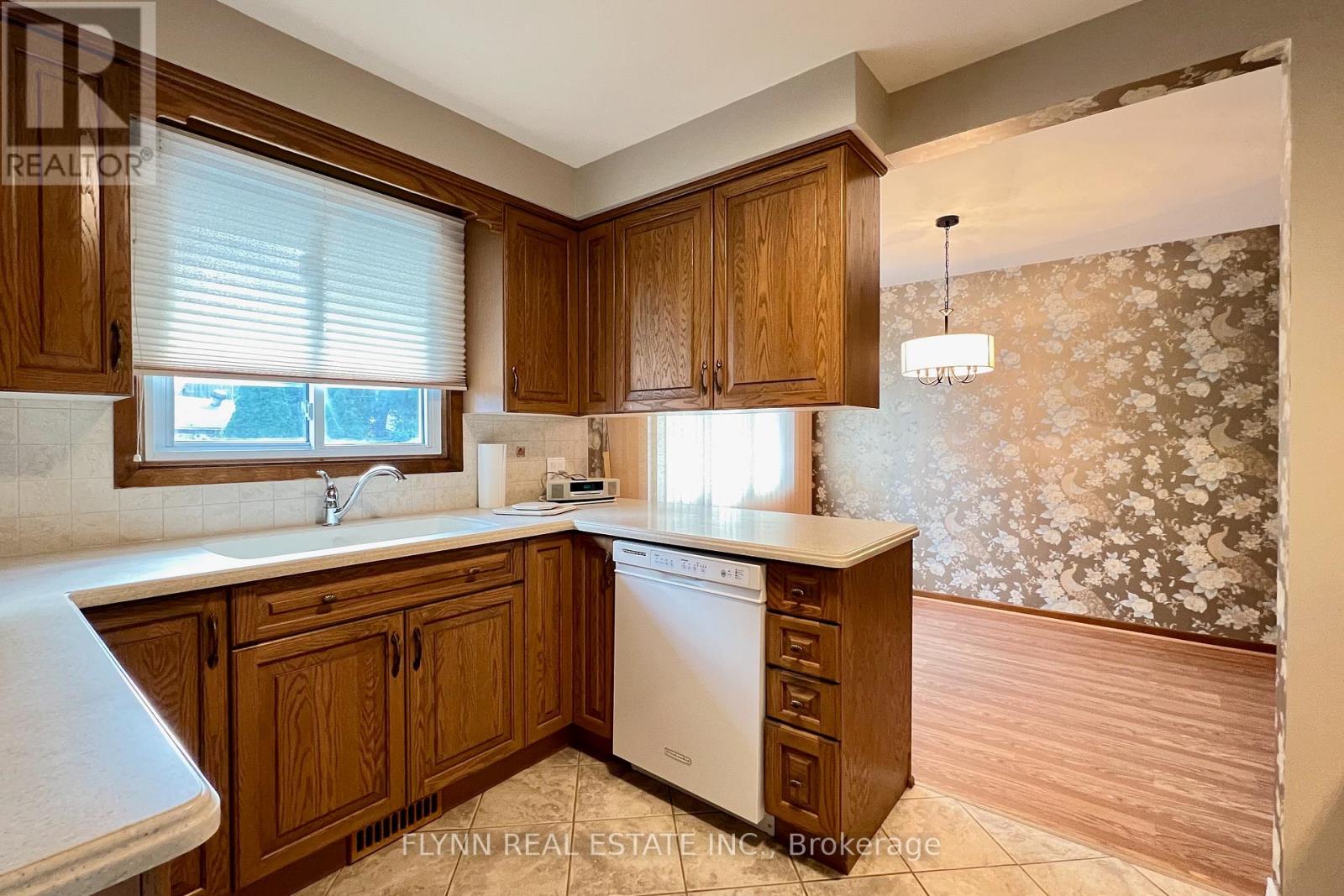 70 Richelieu Drive Property Photo 10