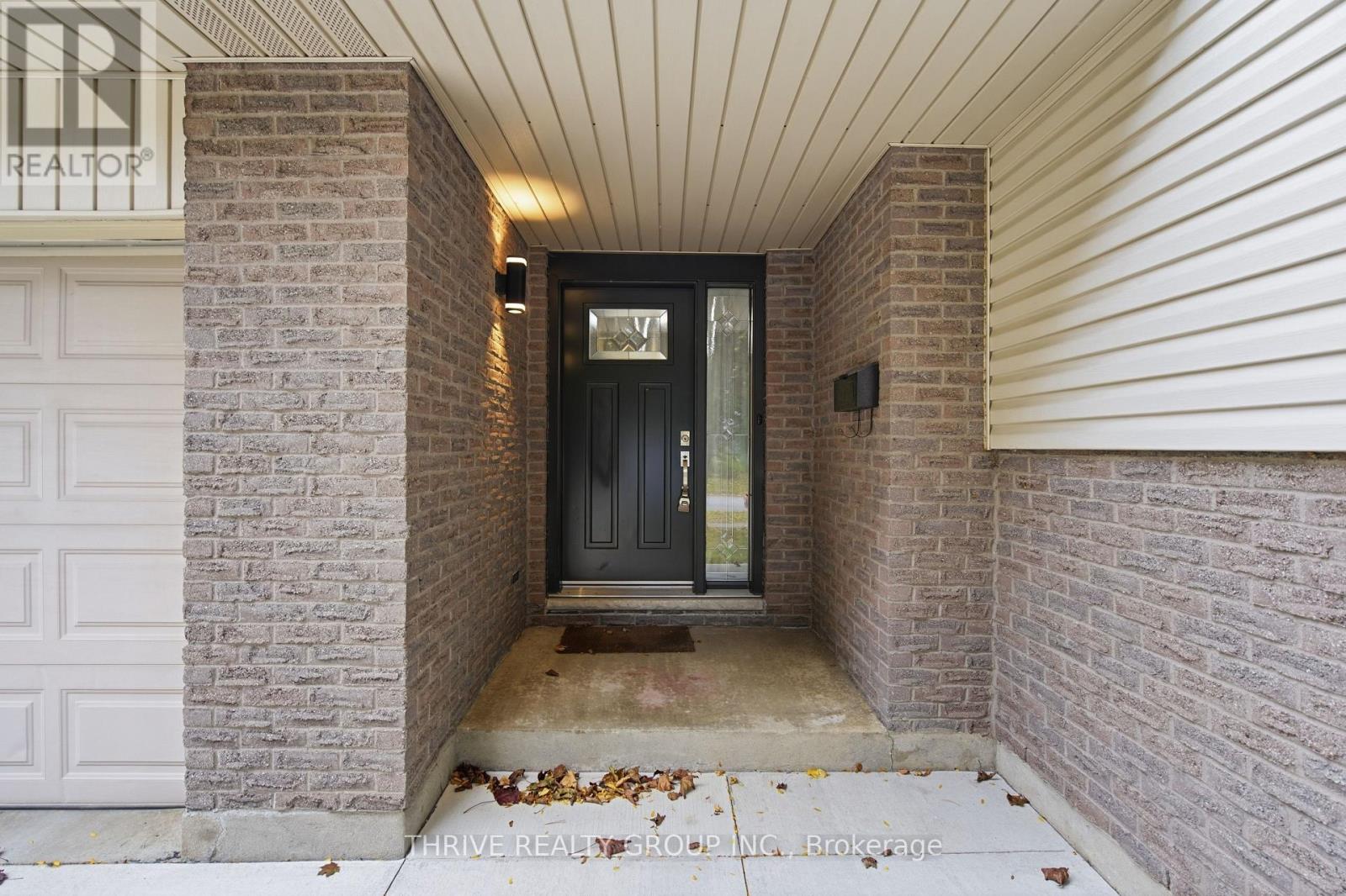 708 Village Green Avenue Property Photo 3