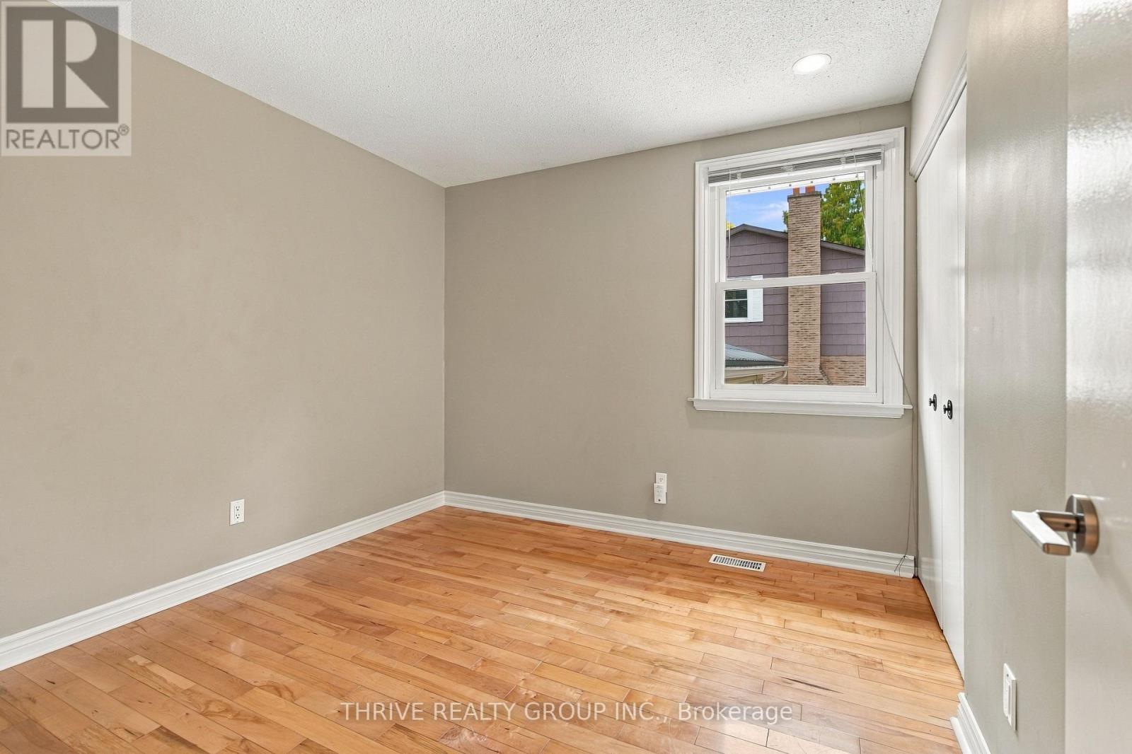 708 Village Green Avenue Property Photo 22