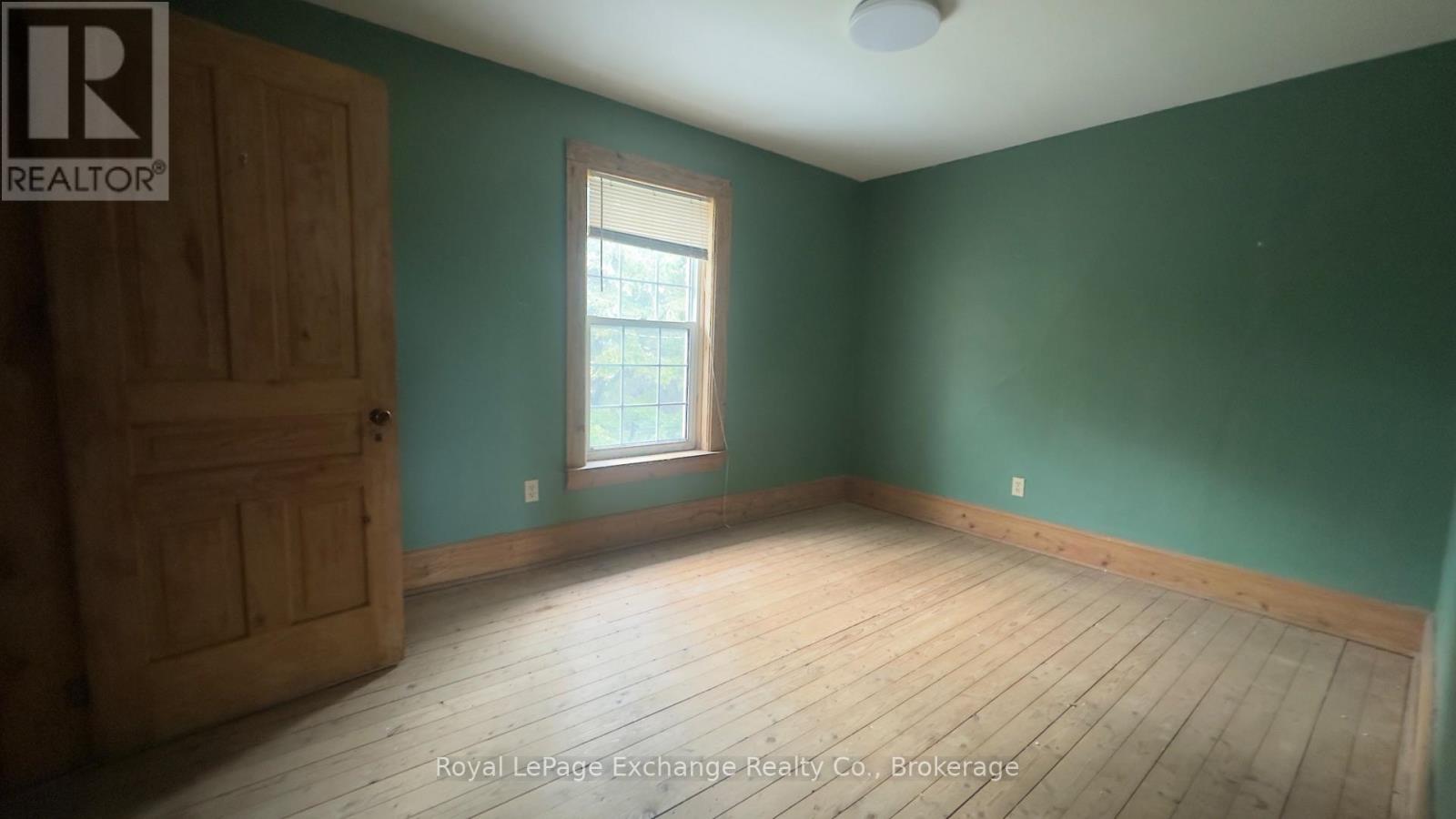 814 Lake Range Drive Property Photo 20