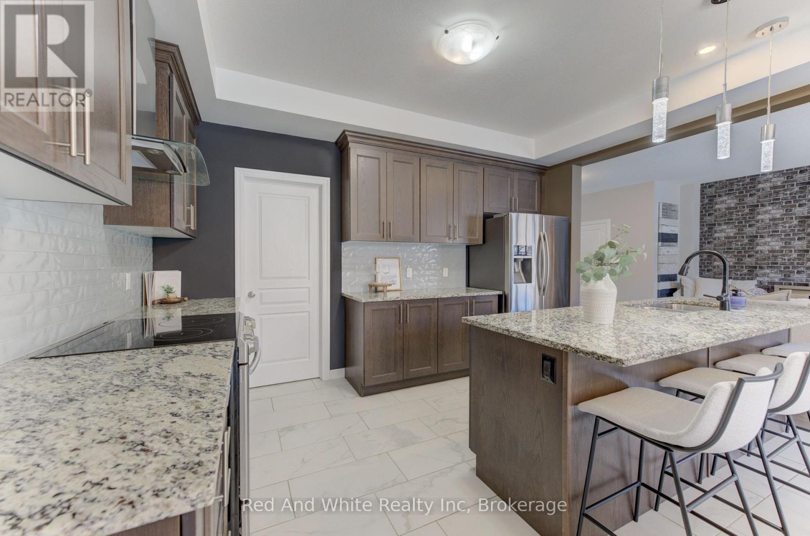 428 Freure Drive Property Photo 16