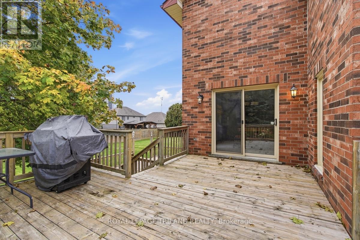 716 Franklinway Crescent Property Photo 35
