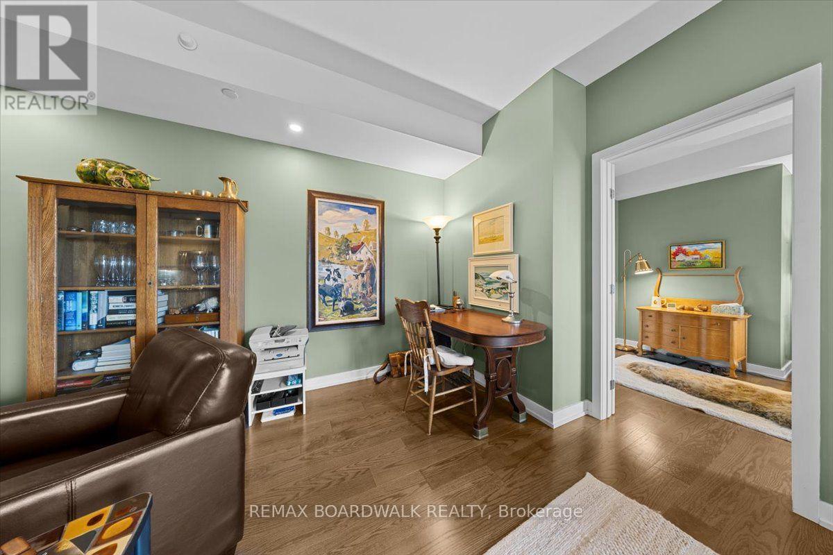 517 - 316 Bruyere Street Property Photo 15