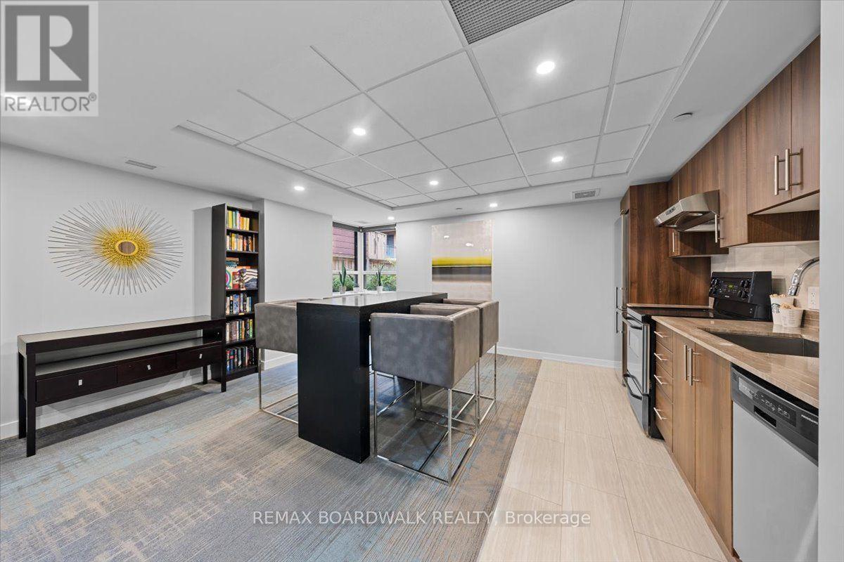 517 - 316 Bruyere Street Property Photo 25