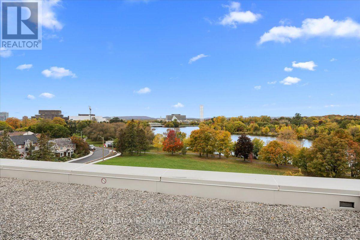 517 - 316 Bruyere Street Property Photo 32