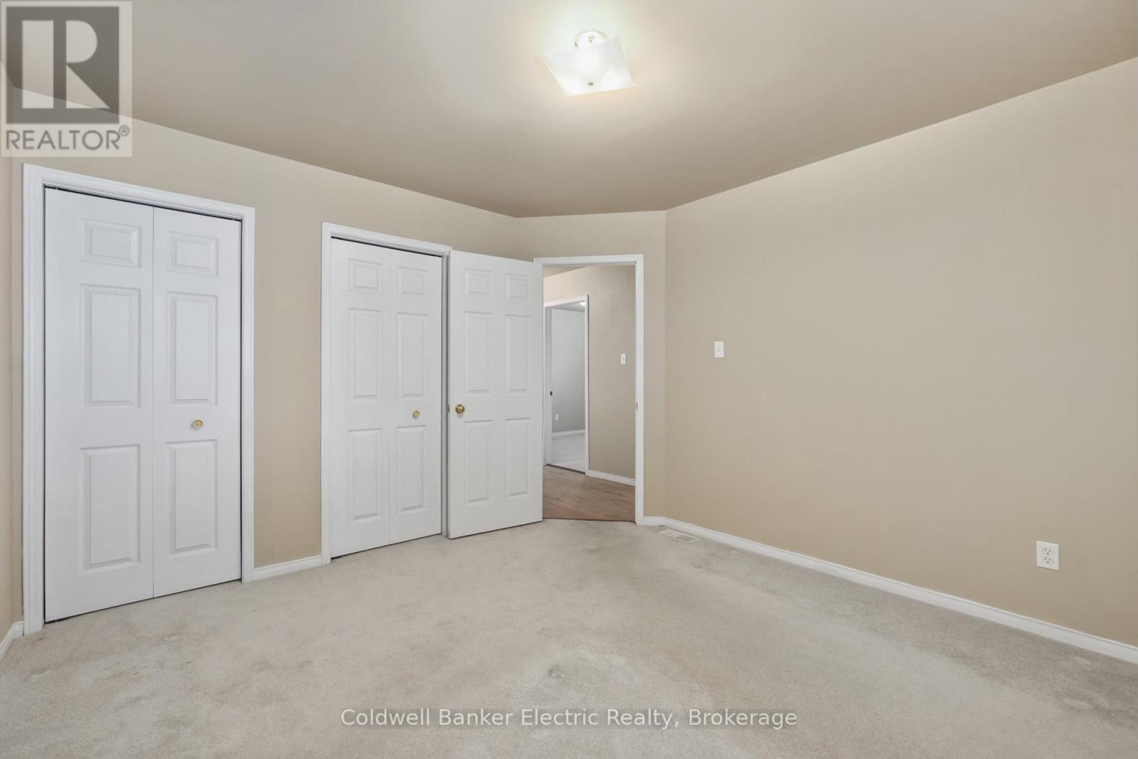 271 Dainton Drive Property Photo 13