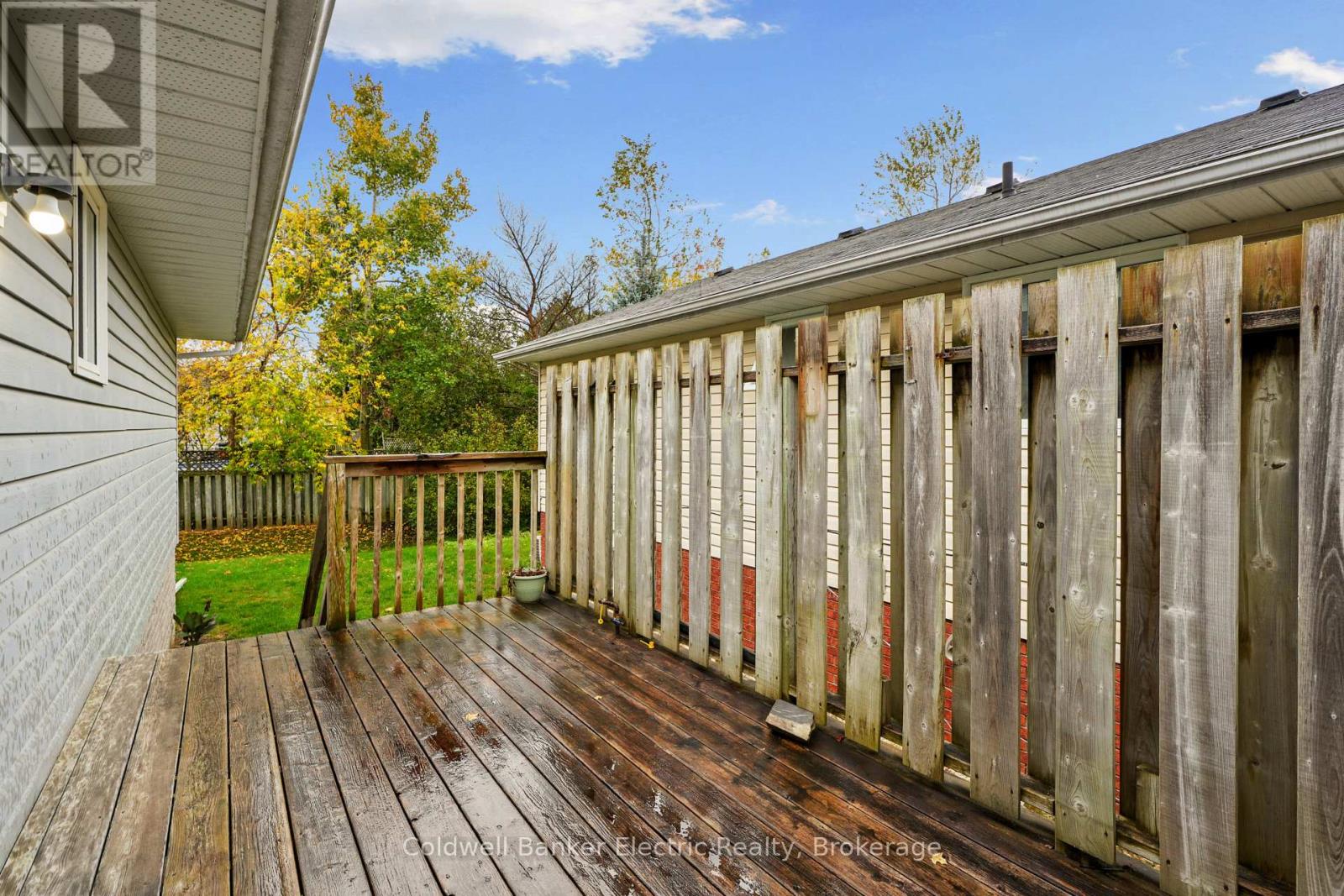 271 Dainton Drive Property Photo 24