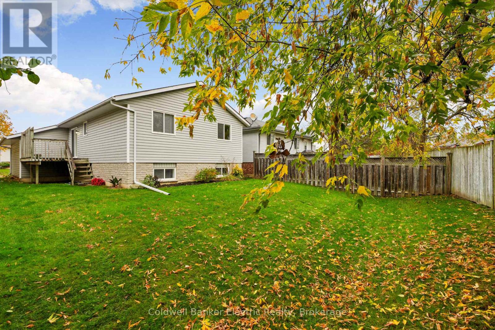 271 Dainton Drive Property Photo 25
