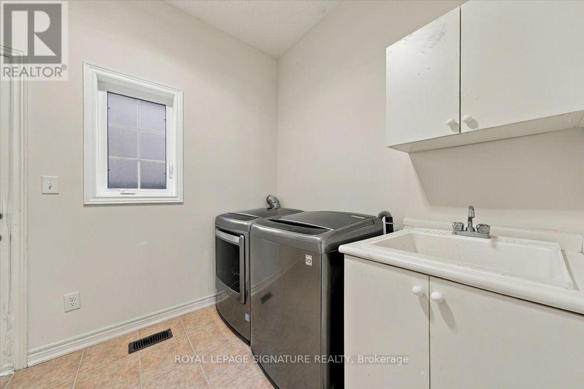 123 Attridge Crescent Property Photo 25