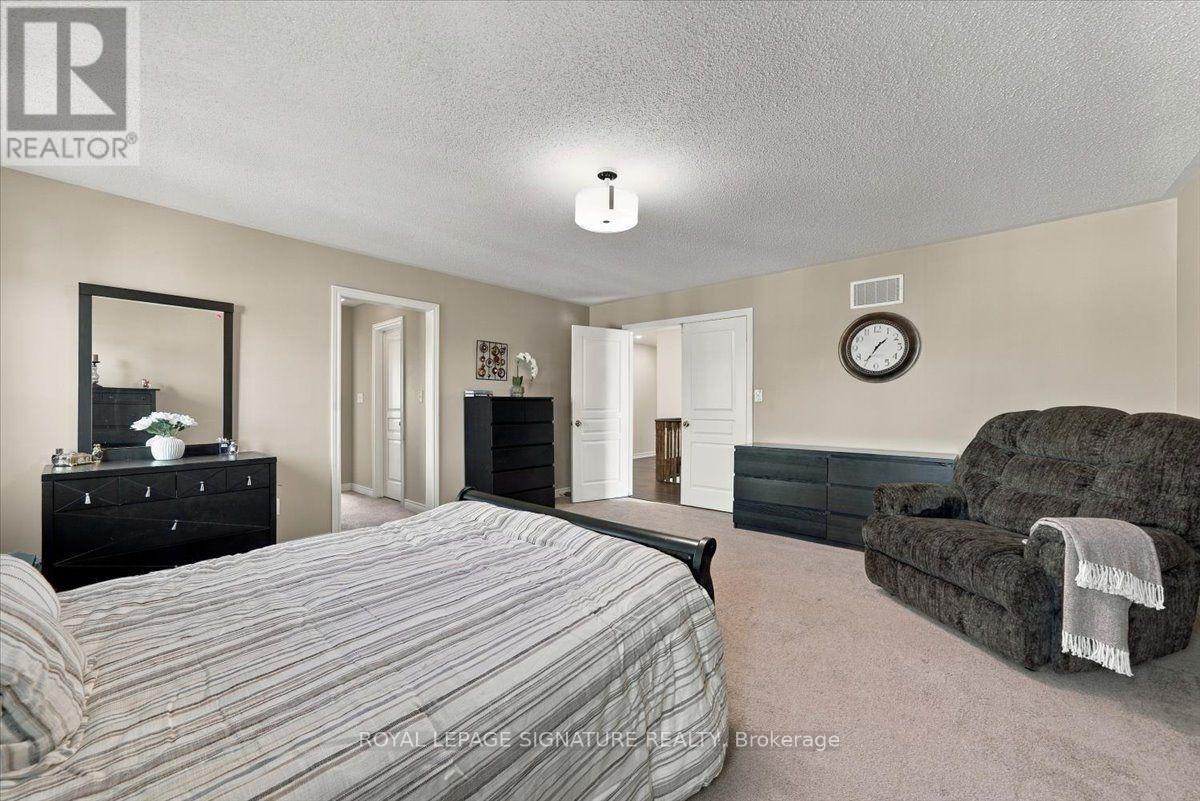 123 Attridge Crescent Property Photo 28
