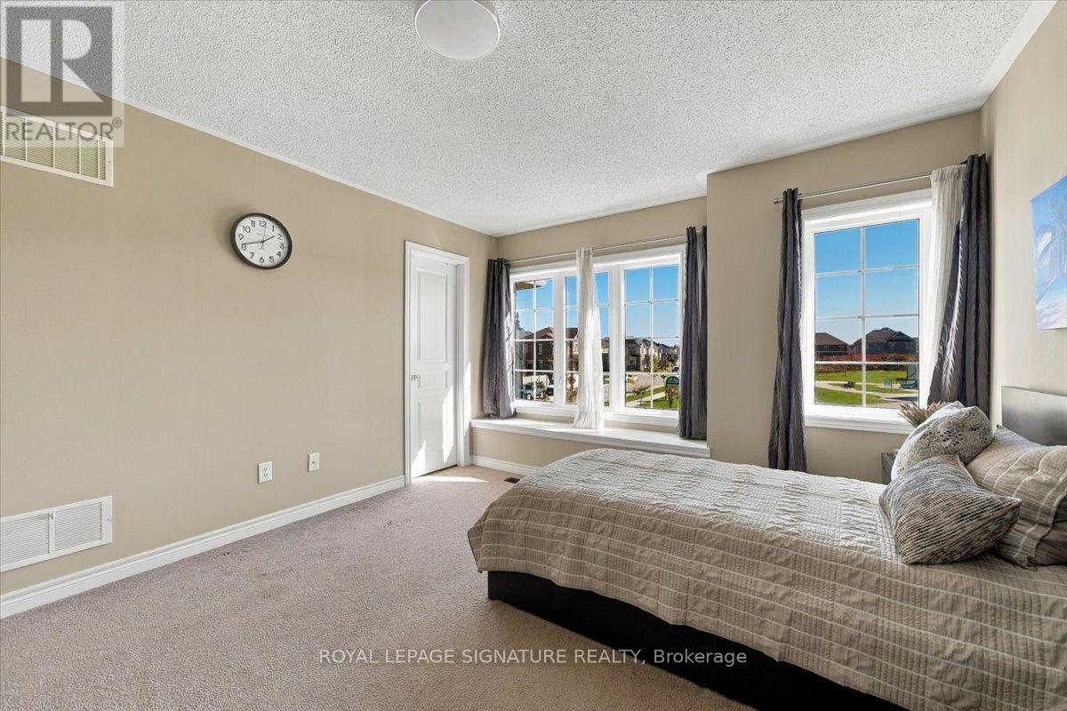 123 Attridge Crescent Property Photo 32
