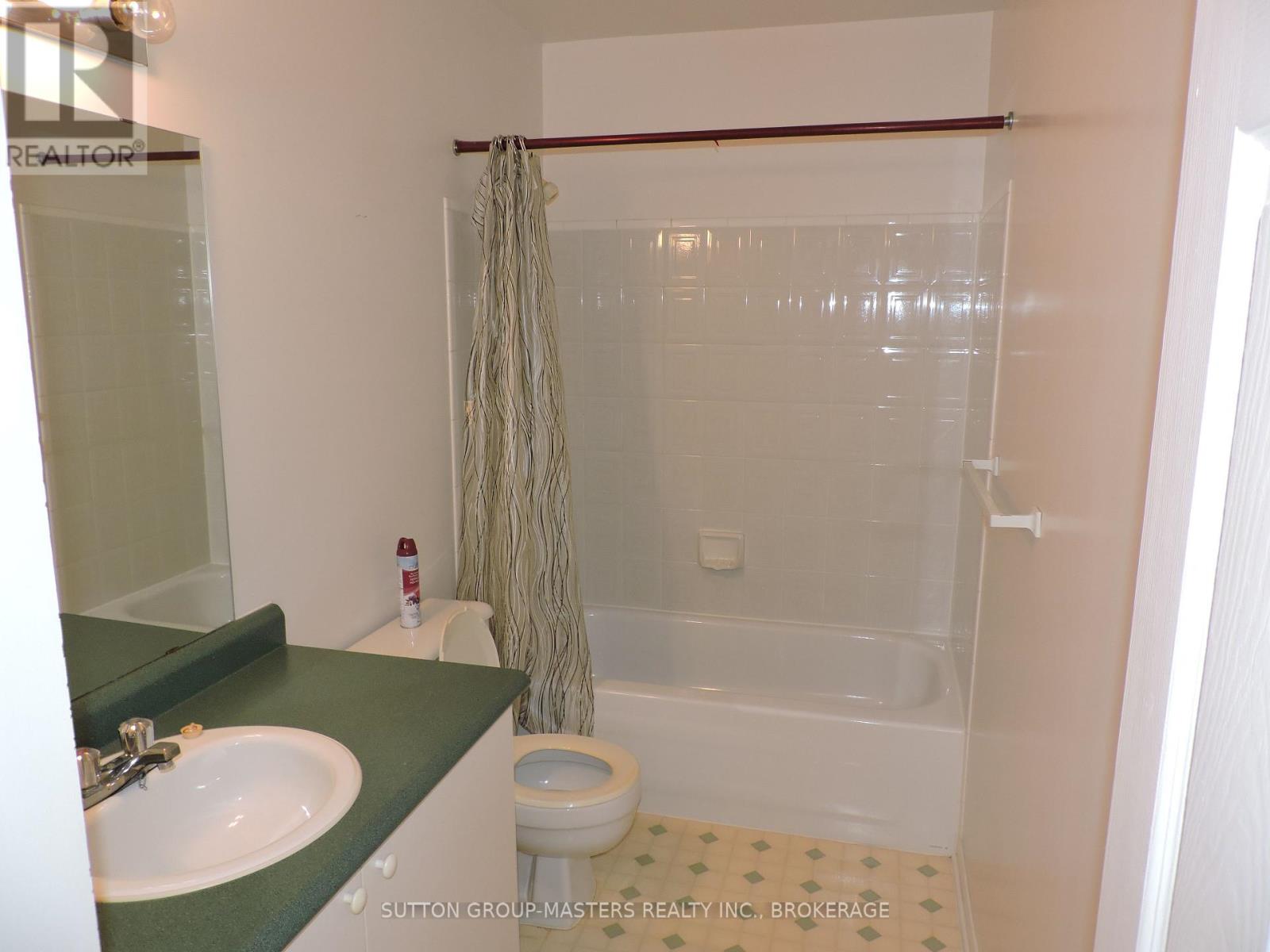107 Davey Crescent S Property Photo 10