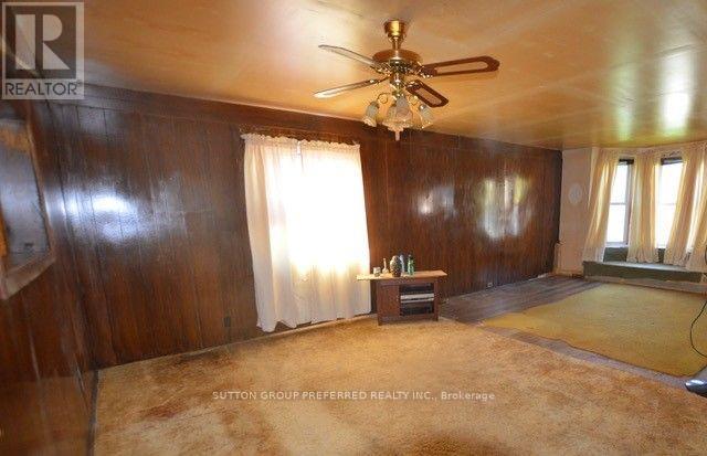 264 Mary Street Property Photo 5