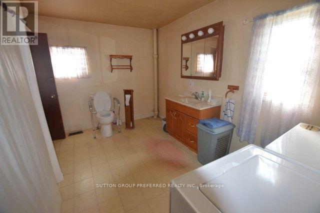 264 Mary Street Property Photo 7